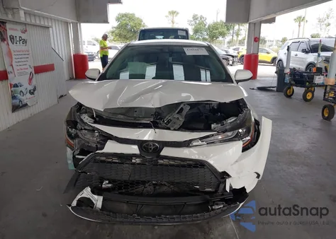 2020 Toyota Corolla Le z USA, uszkodzony, nr VIN JTDEPRAE9LJ028524